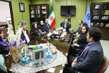 تجلیل از کارکنال حوزه ریاست و روابط عمومی